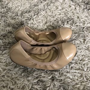 Dexflex comfort nude flats